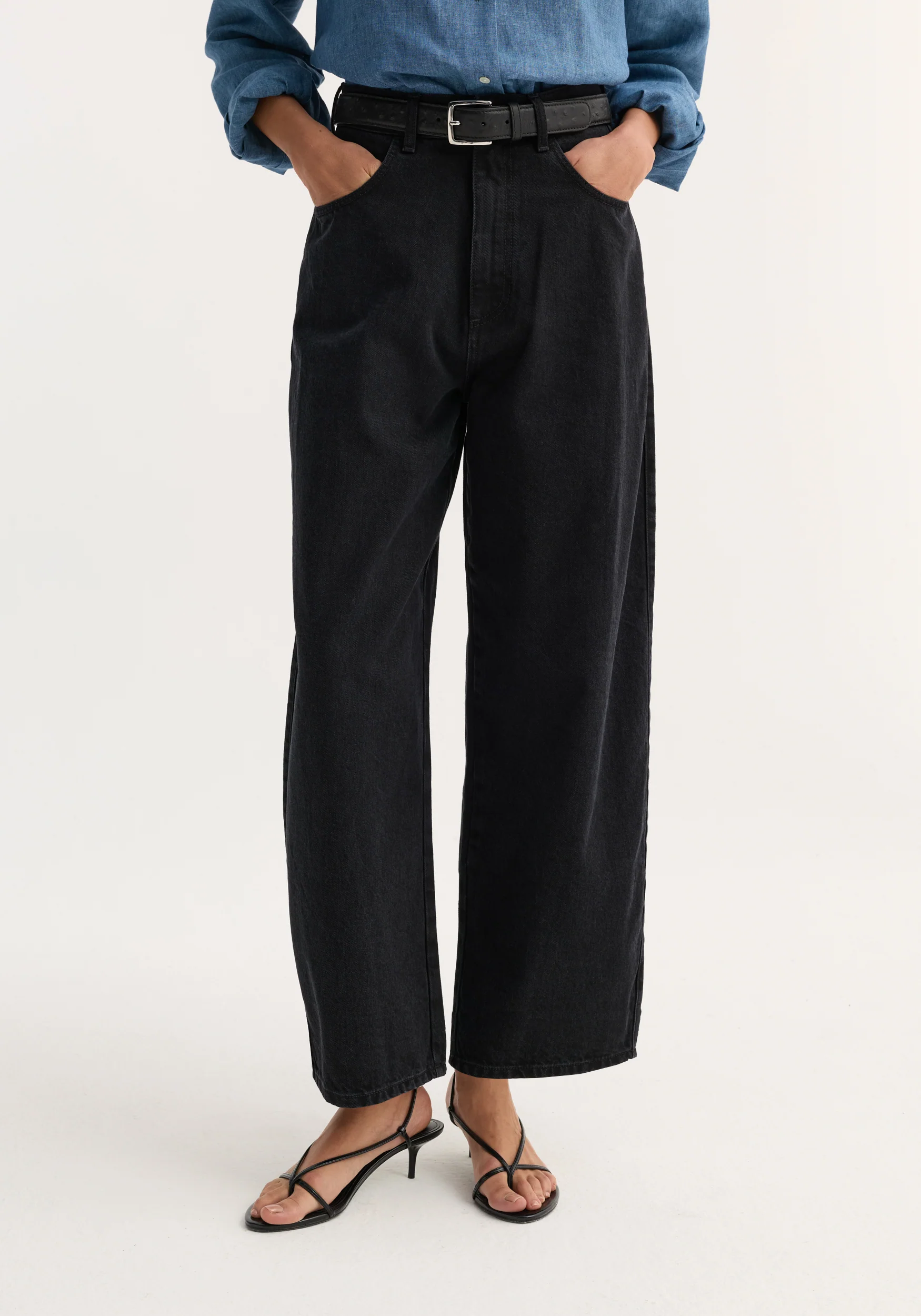 Berber - Barrel leg denim | black - Image 3