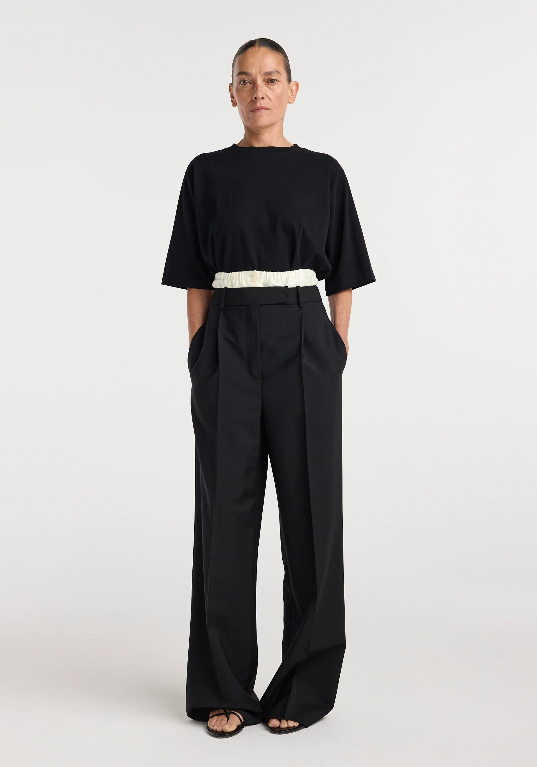 Boxer detailed trousers | black