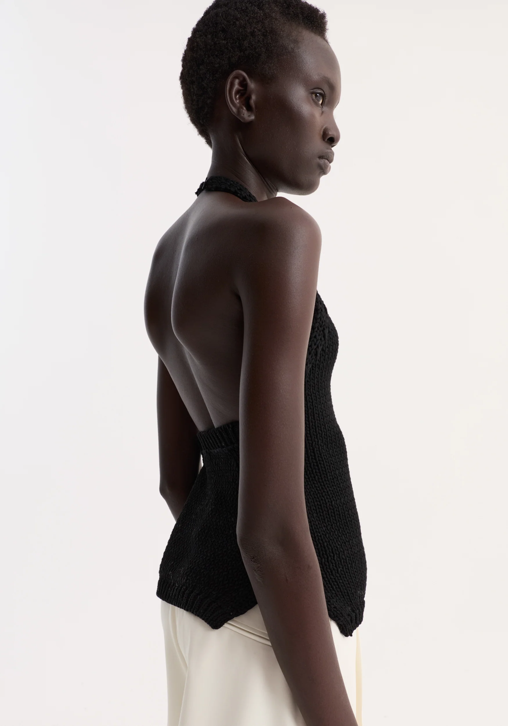 Chunky knit halter top | black - Image 4
