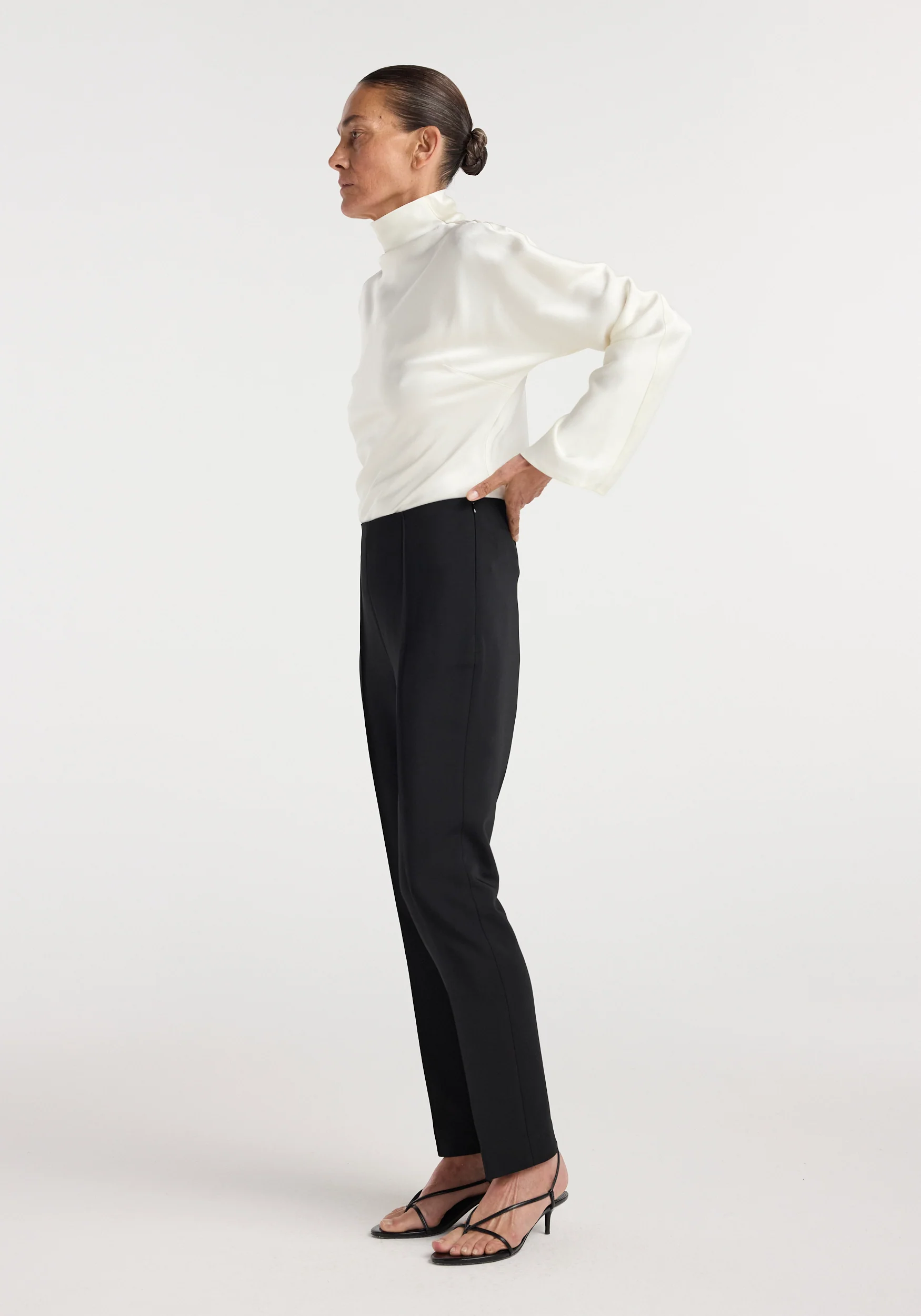 Cigarette leg trousers | black - Image 3