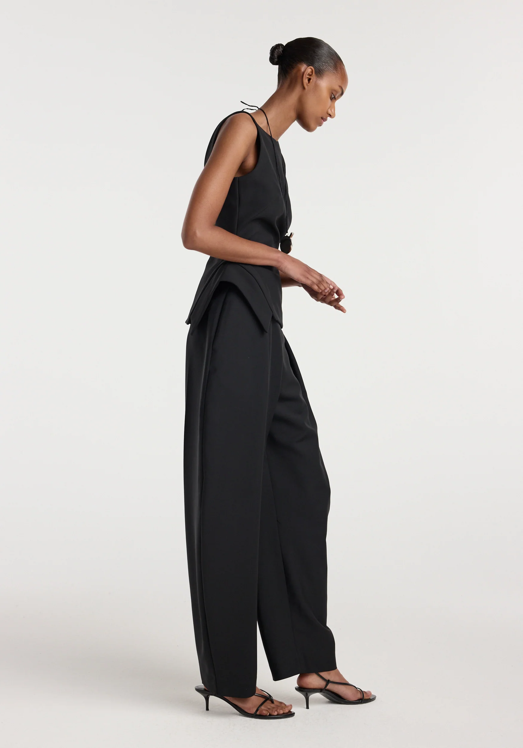Deconstructed collar top | black - Image 4