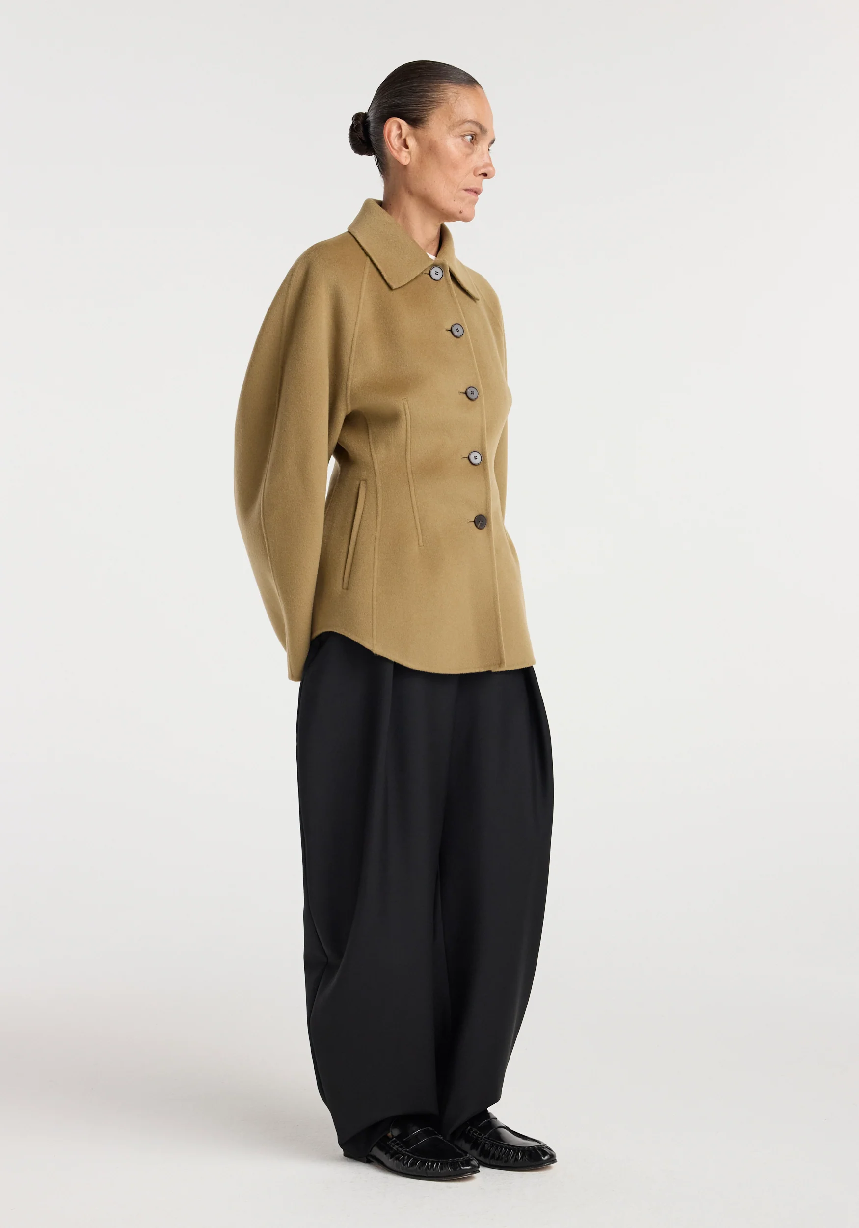 Double-faced sculptural jacket | camel - Image 2