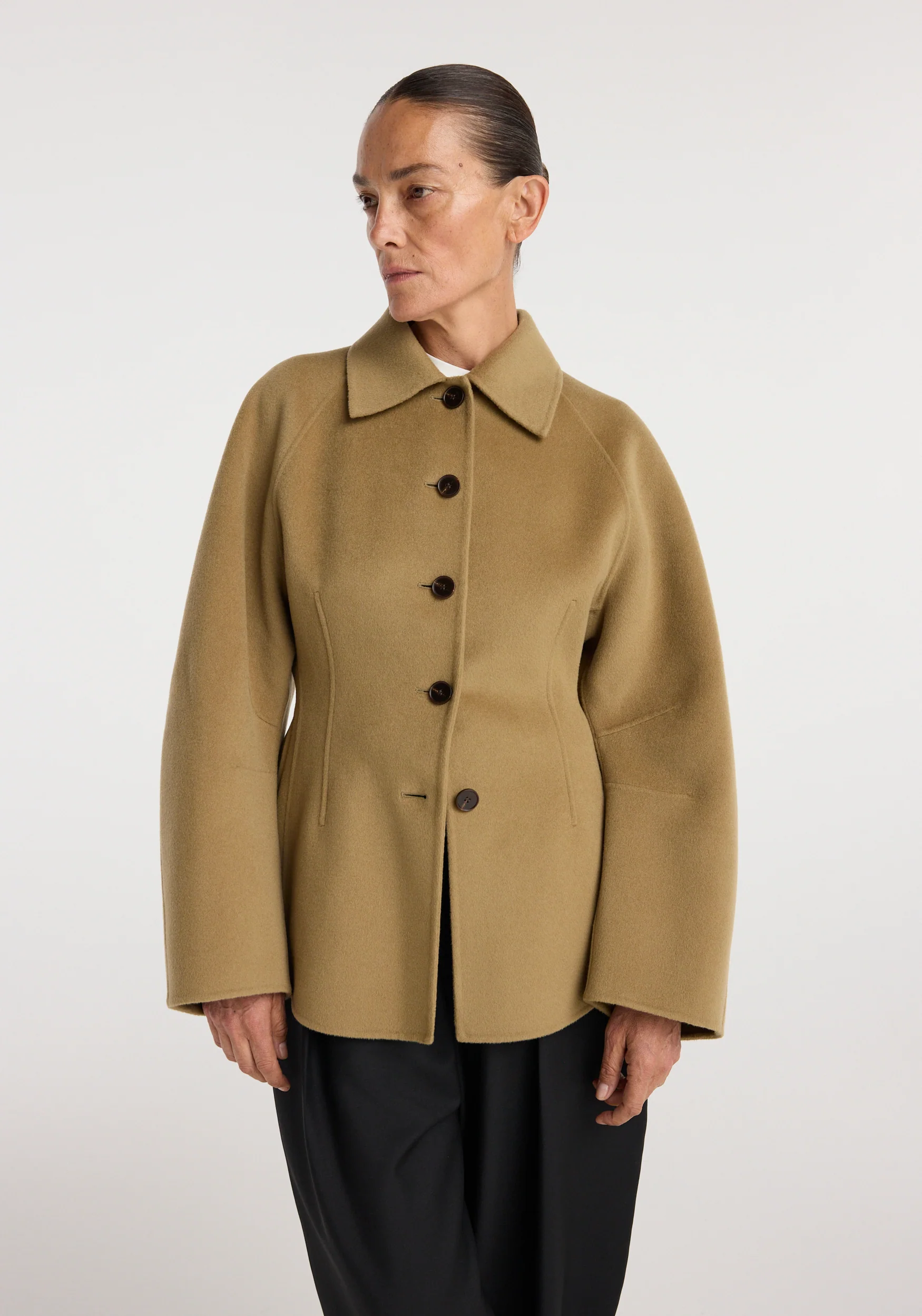 Double-faced sculptural jacket | camel - Image 5