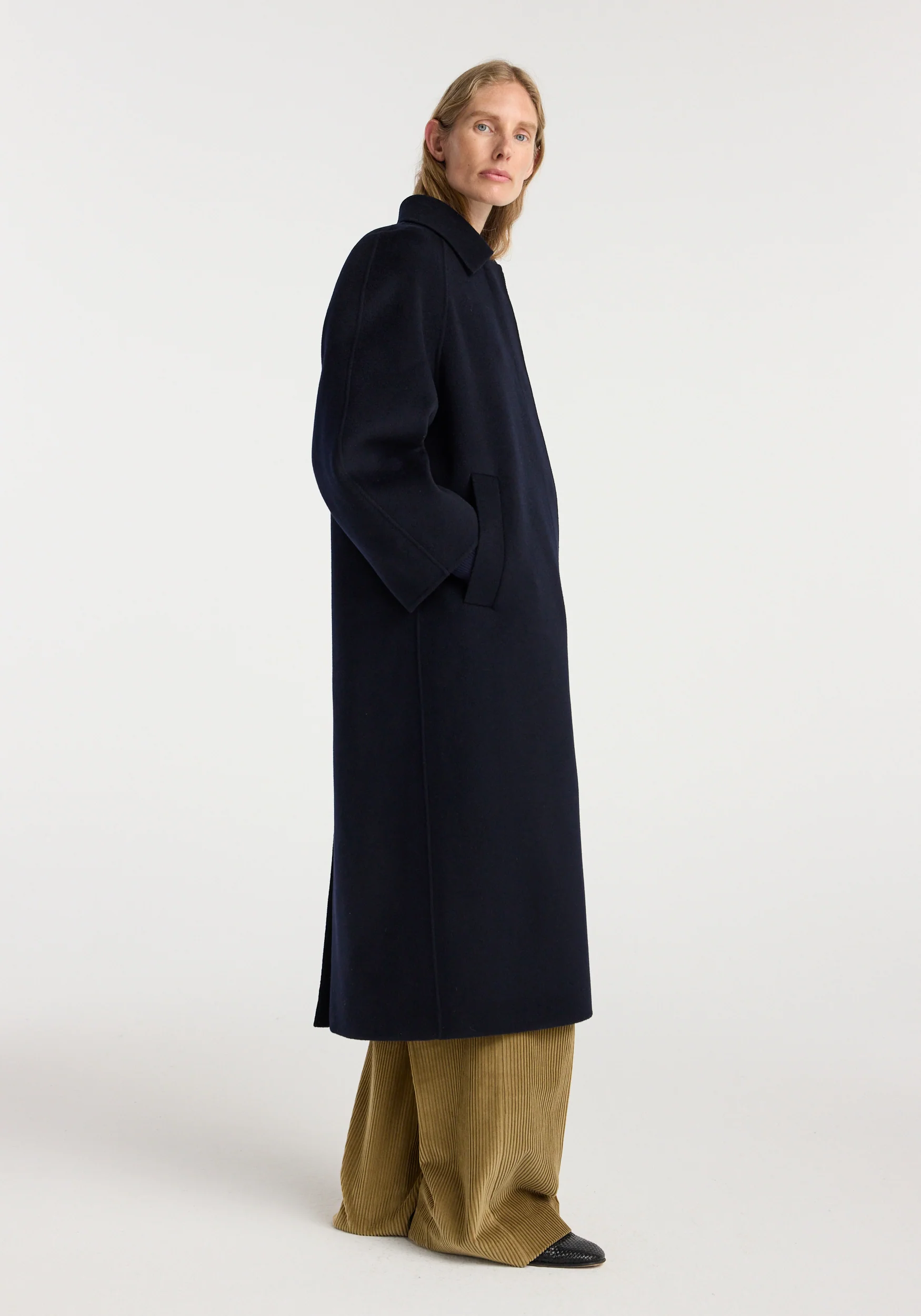 Double-faced wool padded coat | navy - Image 4