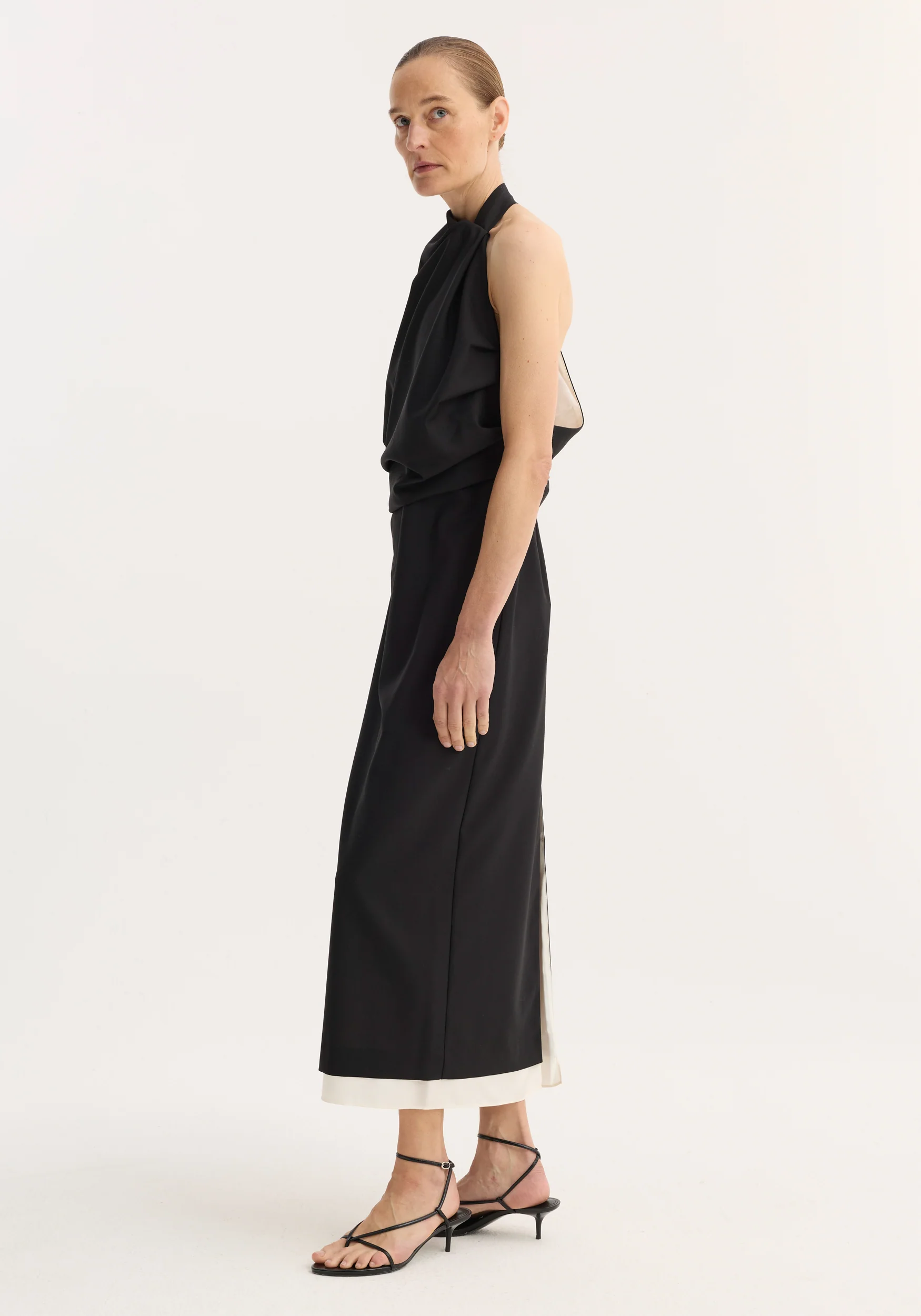 Draped open back dress | black - Image 4
