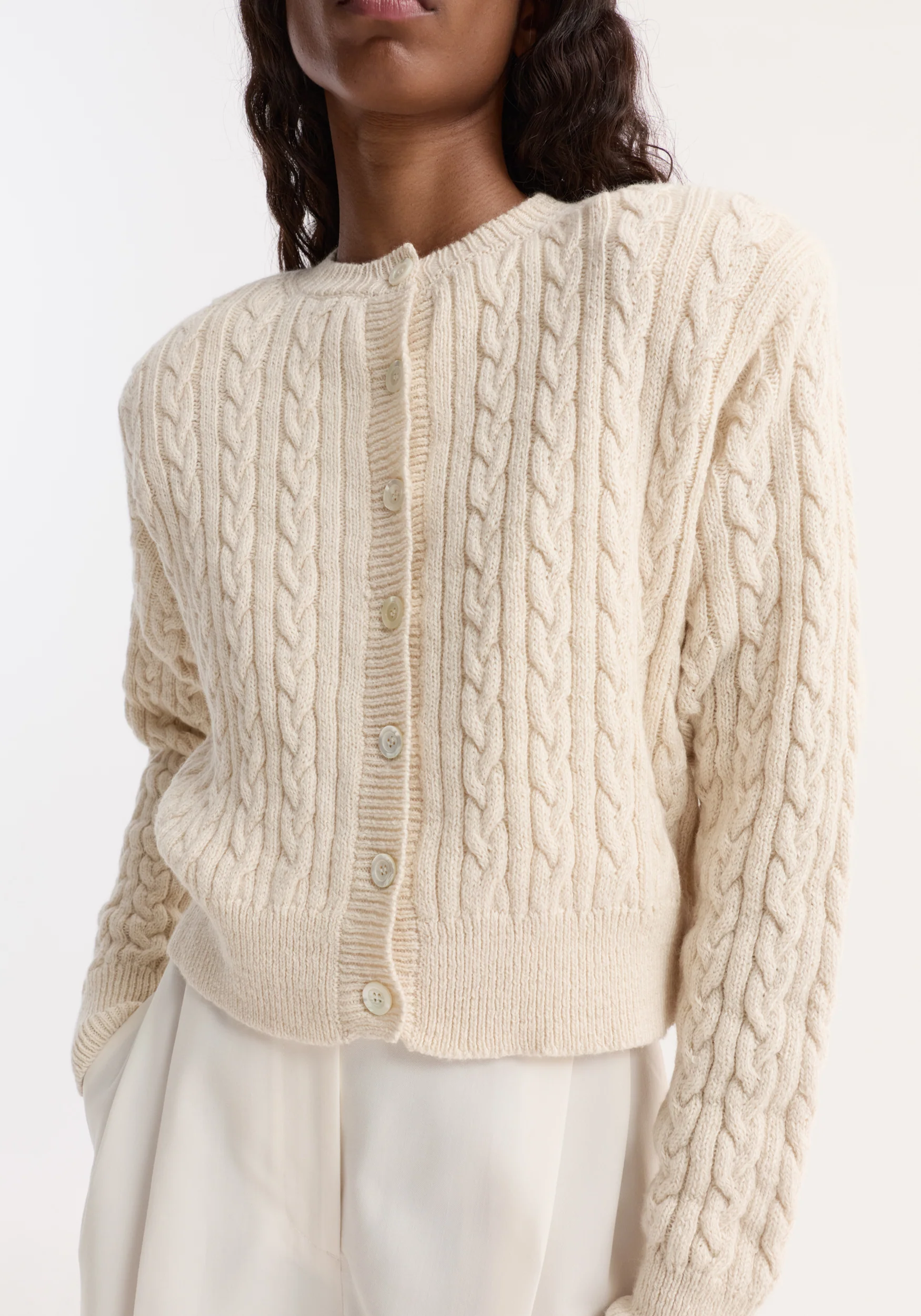 Fine merino cable cardigan | cream - Image 3