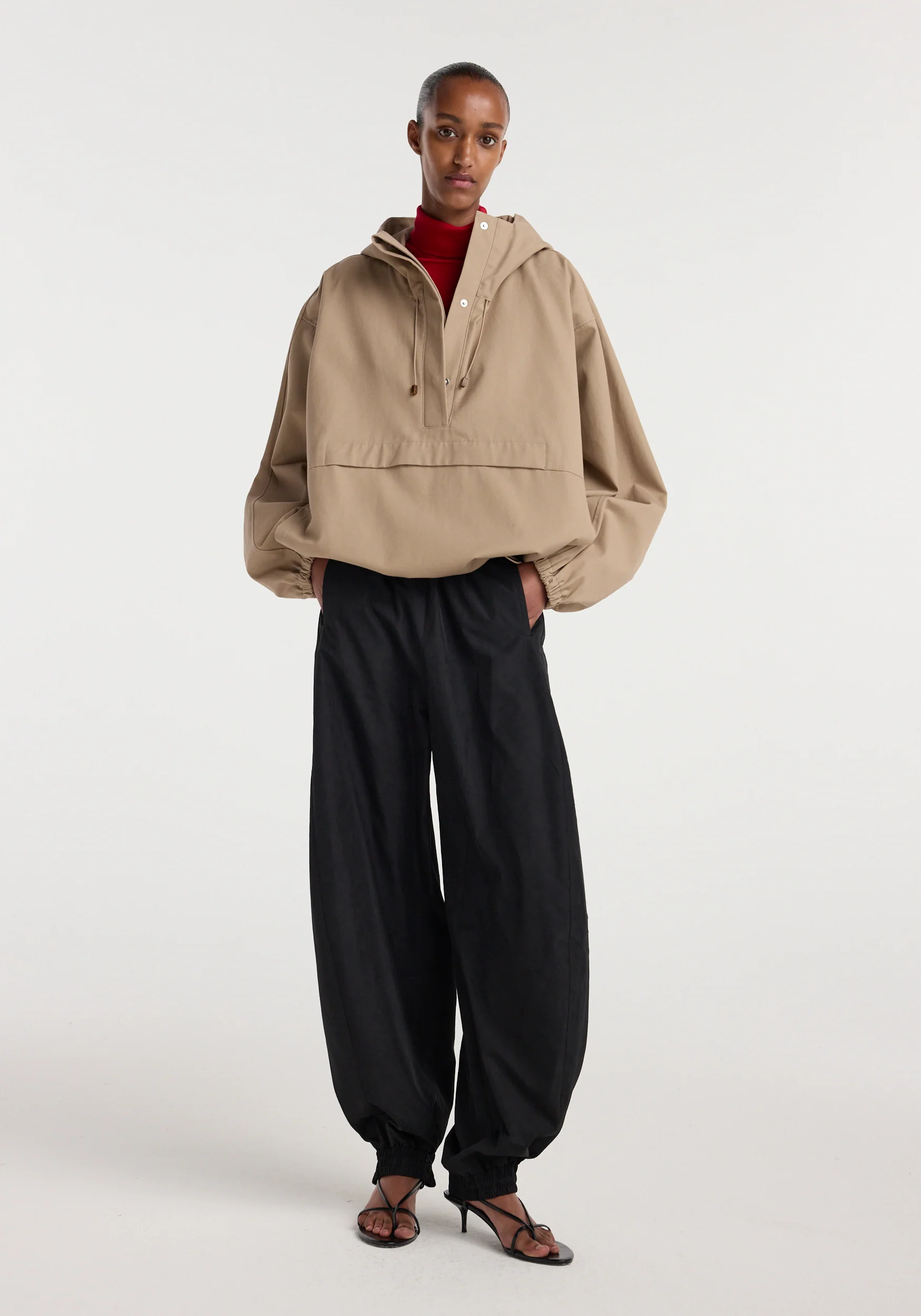 Hooded anorak | beige