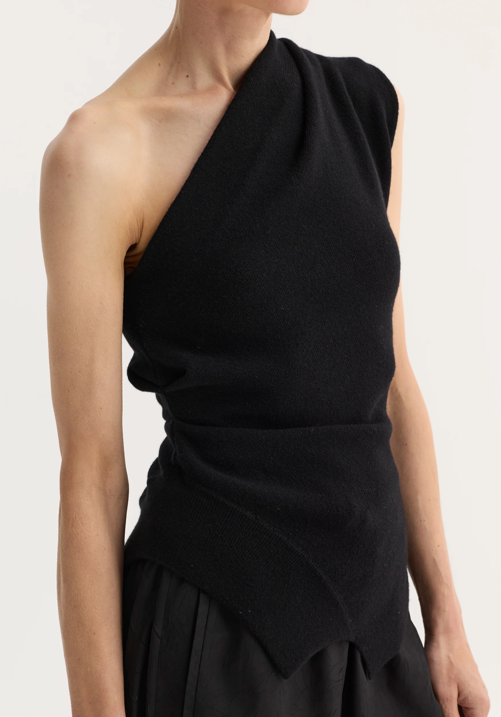 Off-shoulder top | black - Image 6