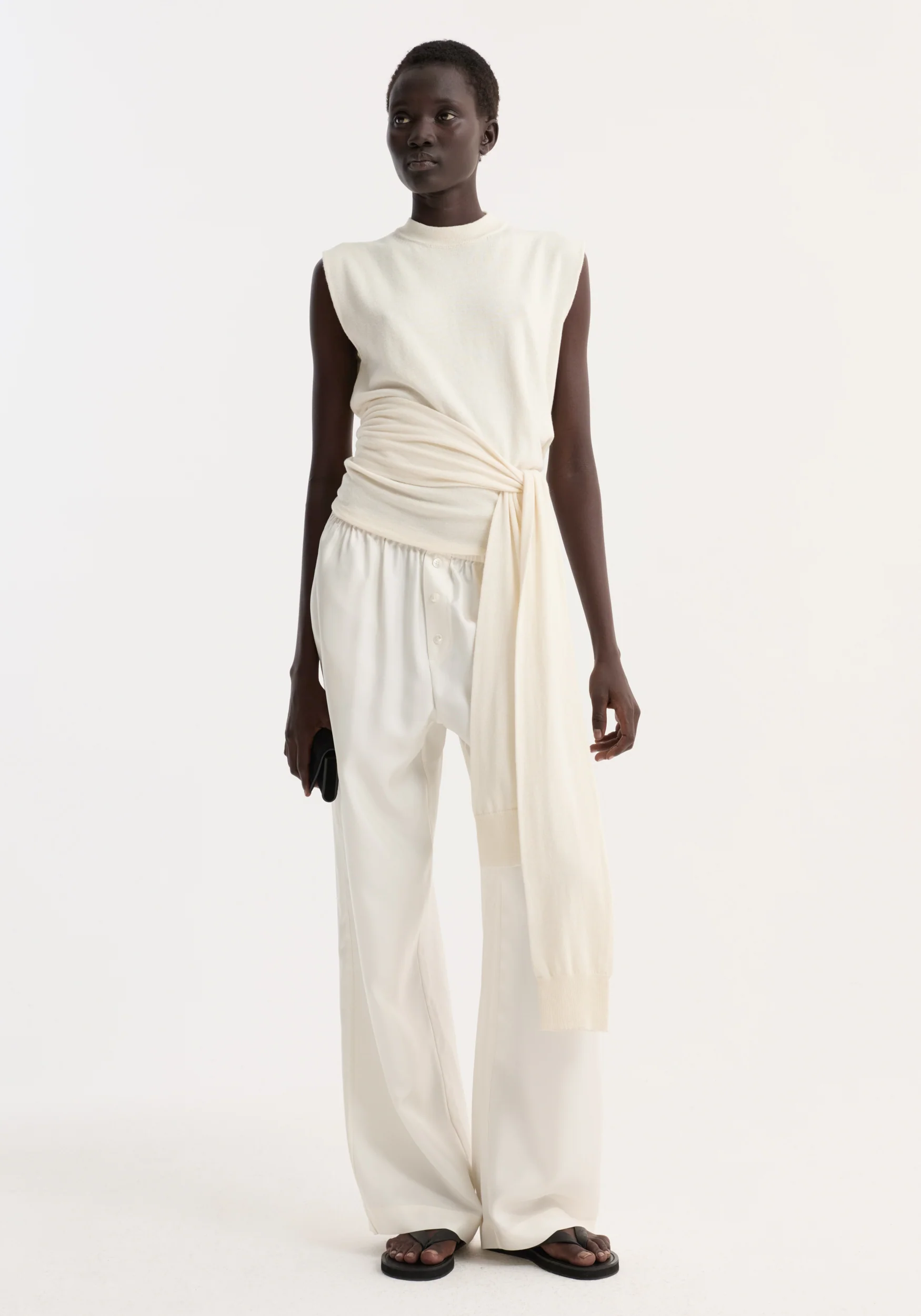 Open back knitted wrap top | off white - Image 2