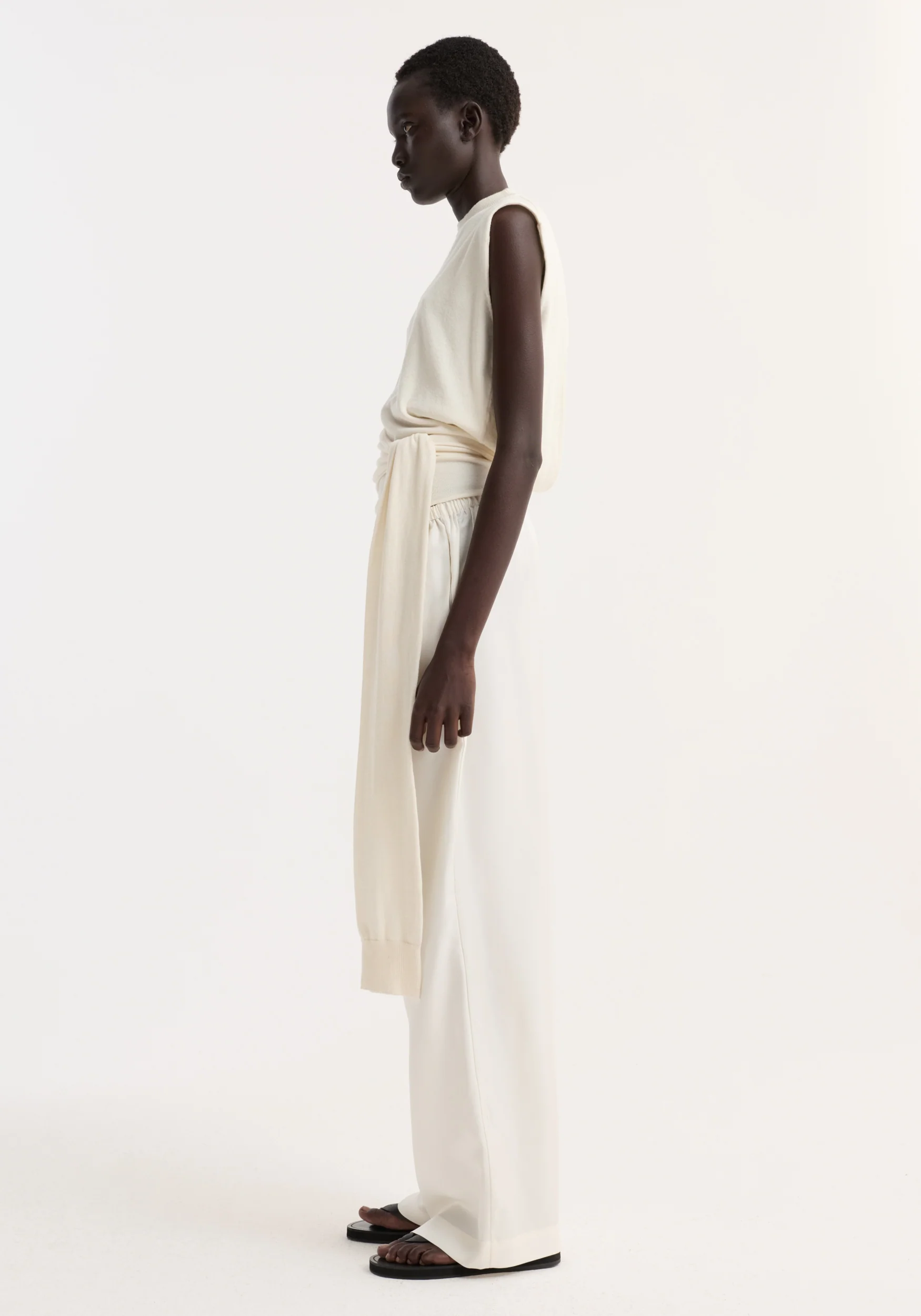 Open back knitted wrap top | off white - Image 6