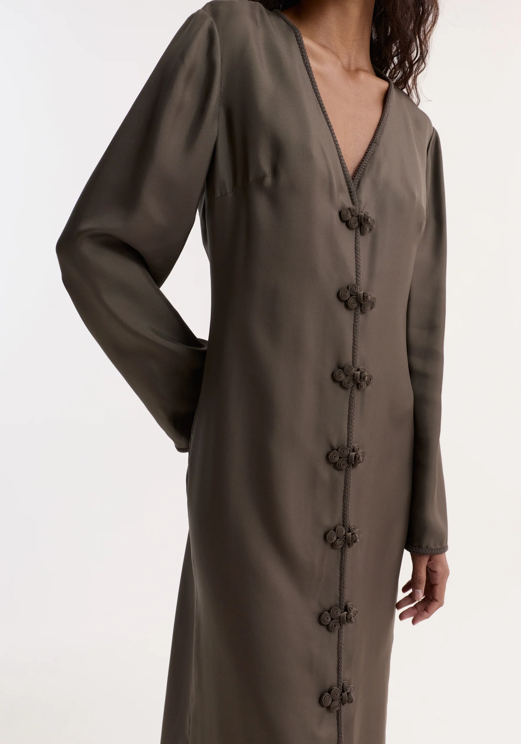 Pankou closure silk dress | earth - Image 4