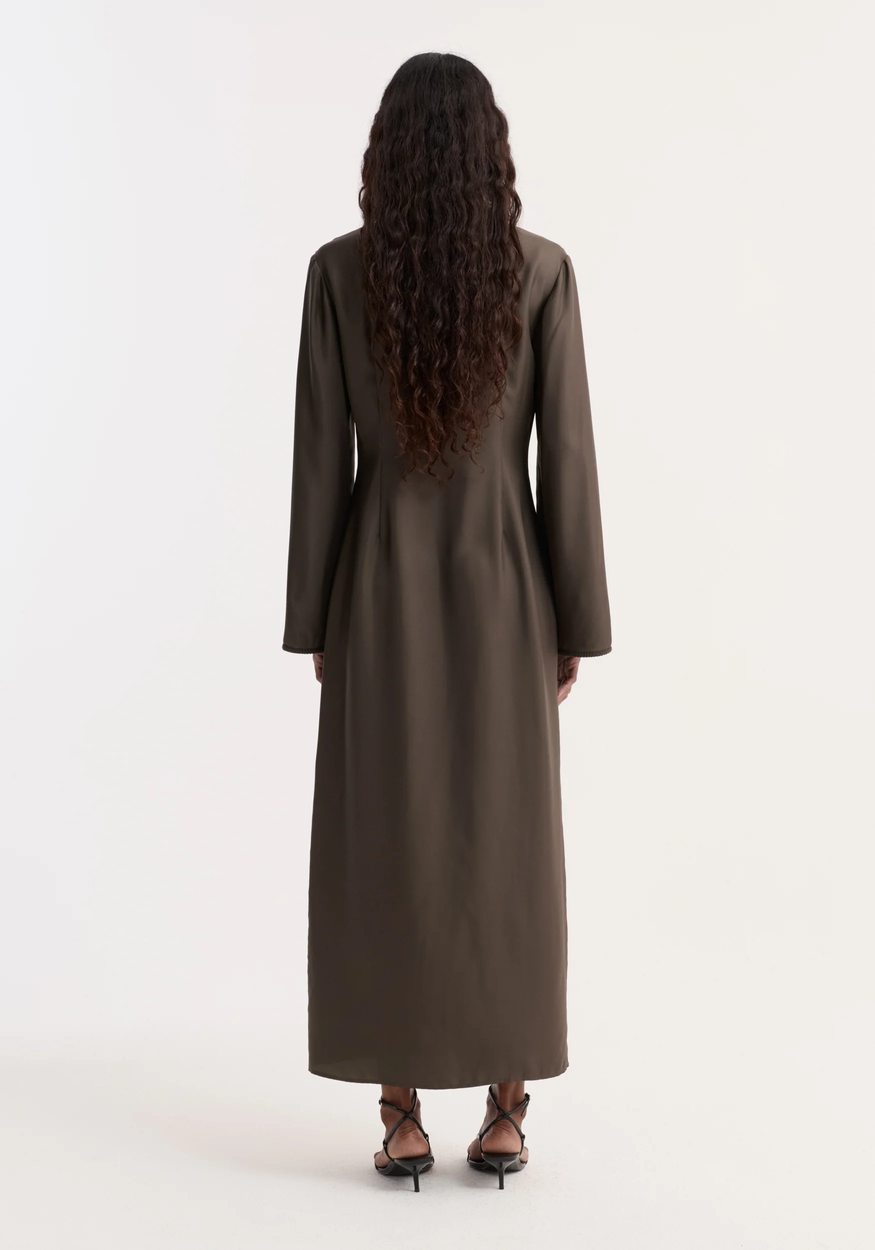 Pankou closure silk dress | earth - Image 6