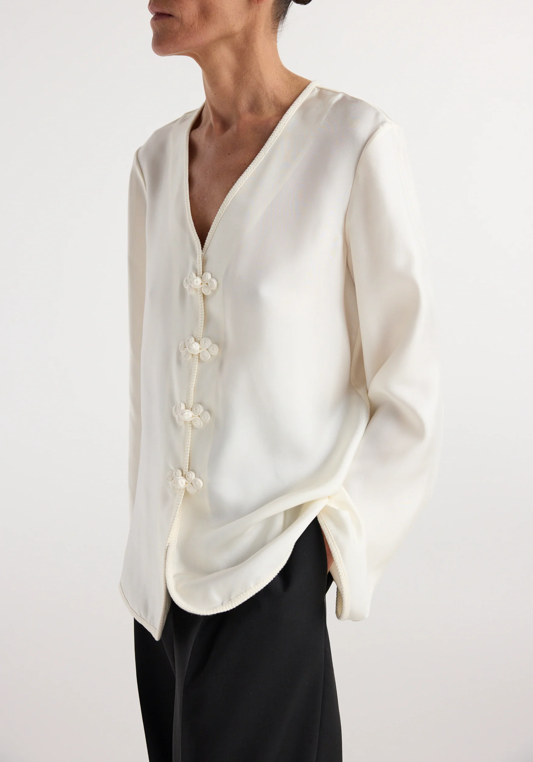 Pankou closure silk top | cream - Image 5