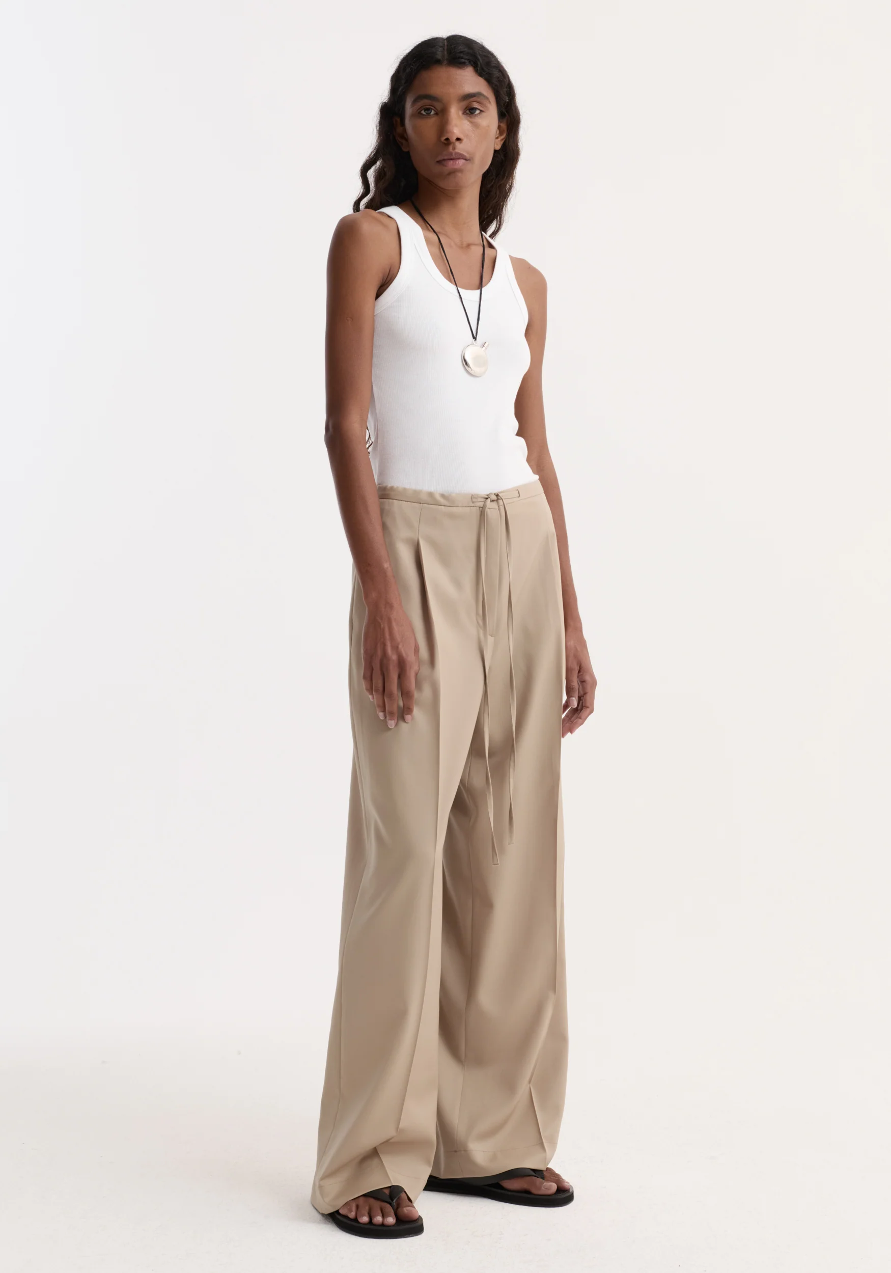 Relaxed drawstring trousers | beige - Image 2