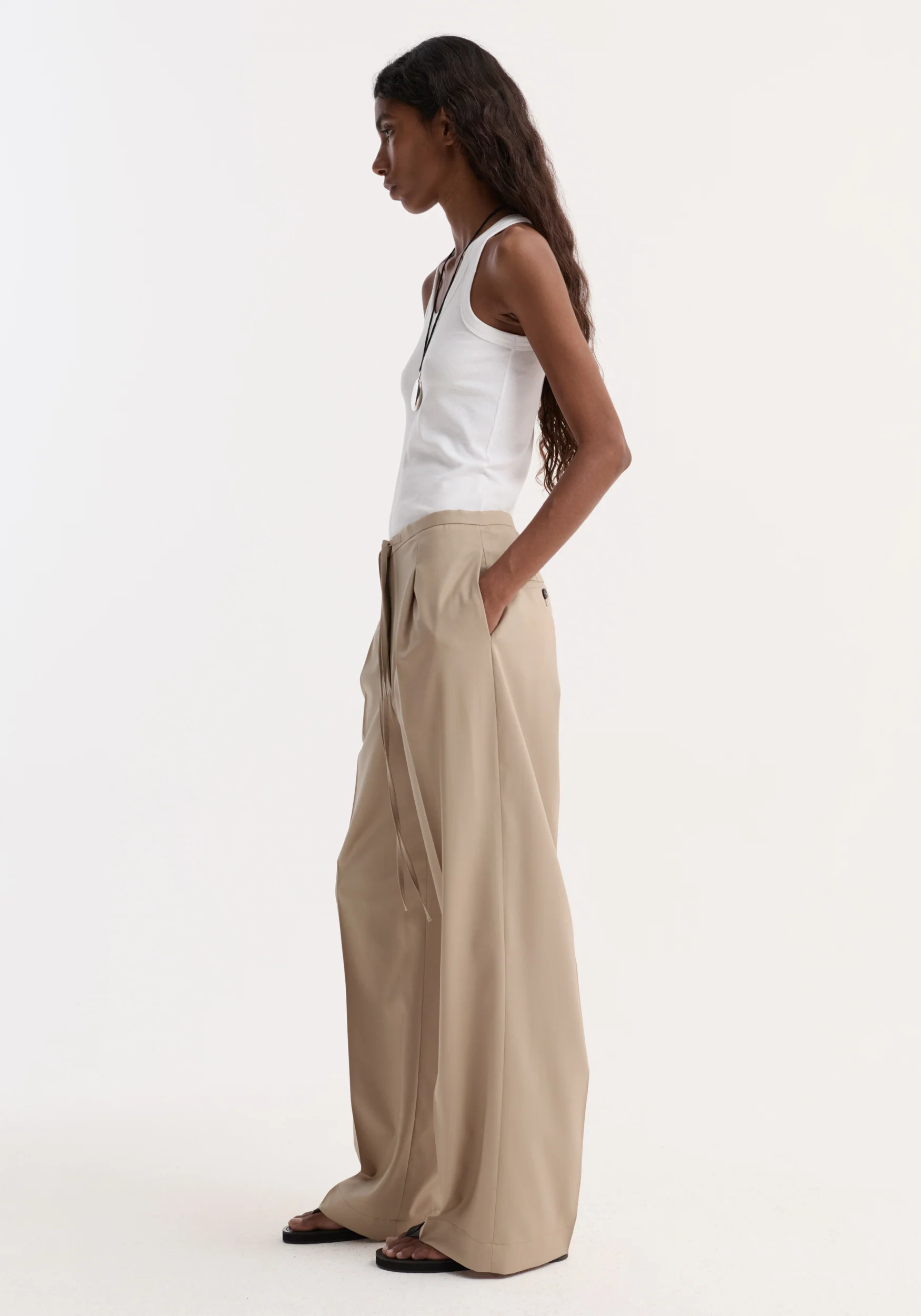 Relaxed drawstring trousers | beige - Image 3