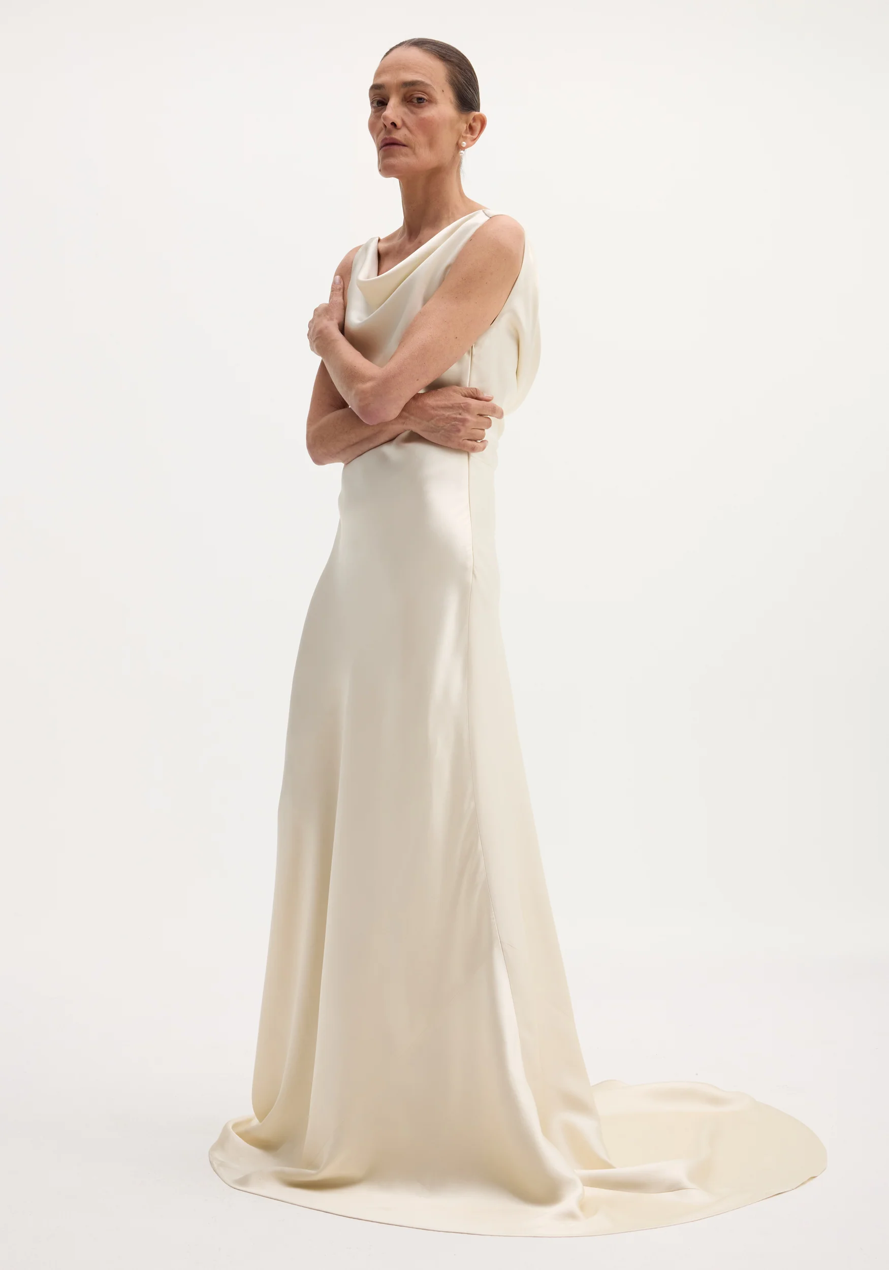 Draped satin dress with train | ivory - Image 4