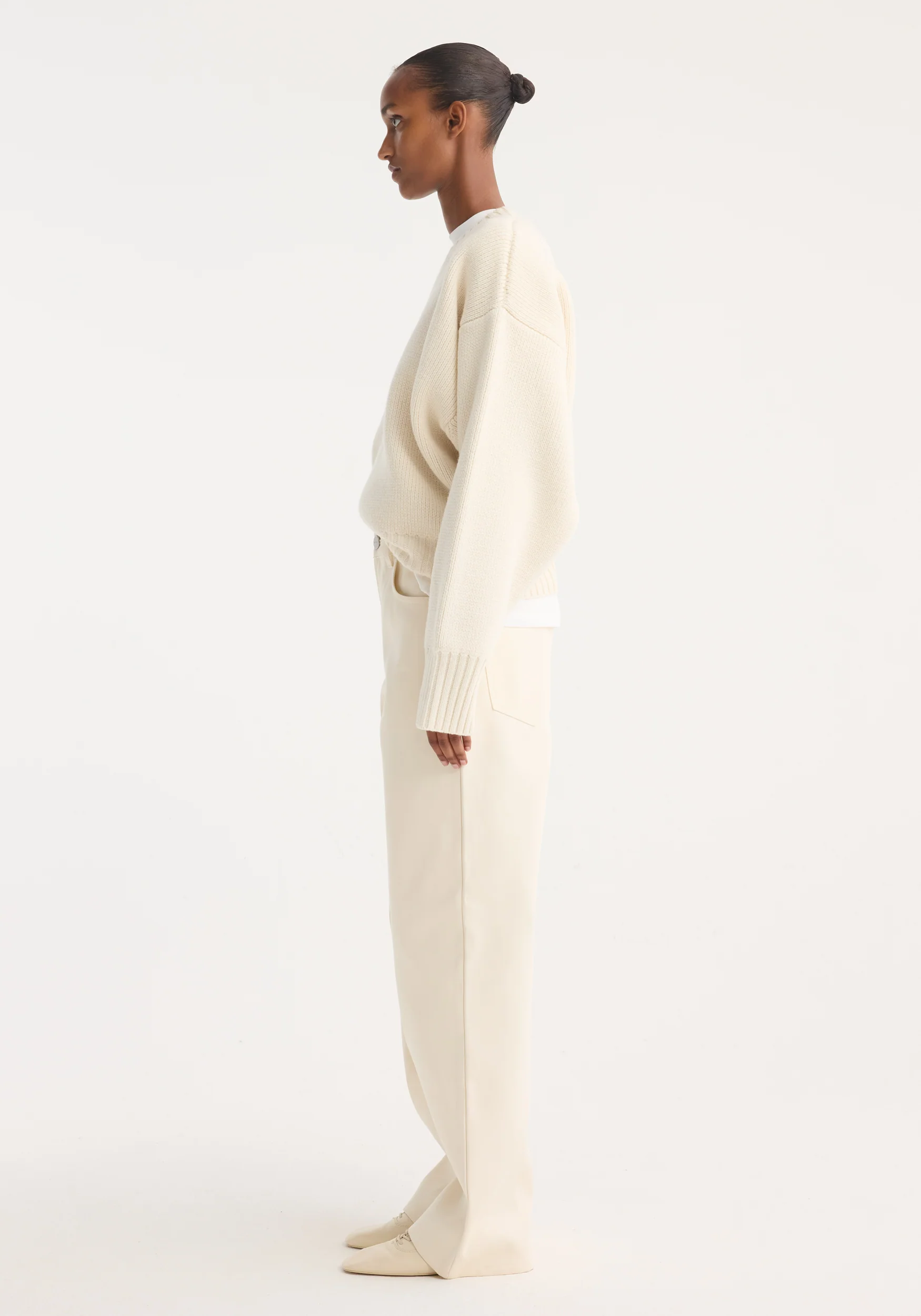 Sculptural compact crewneck | off white - Image 5