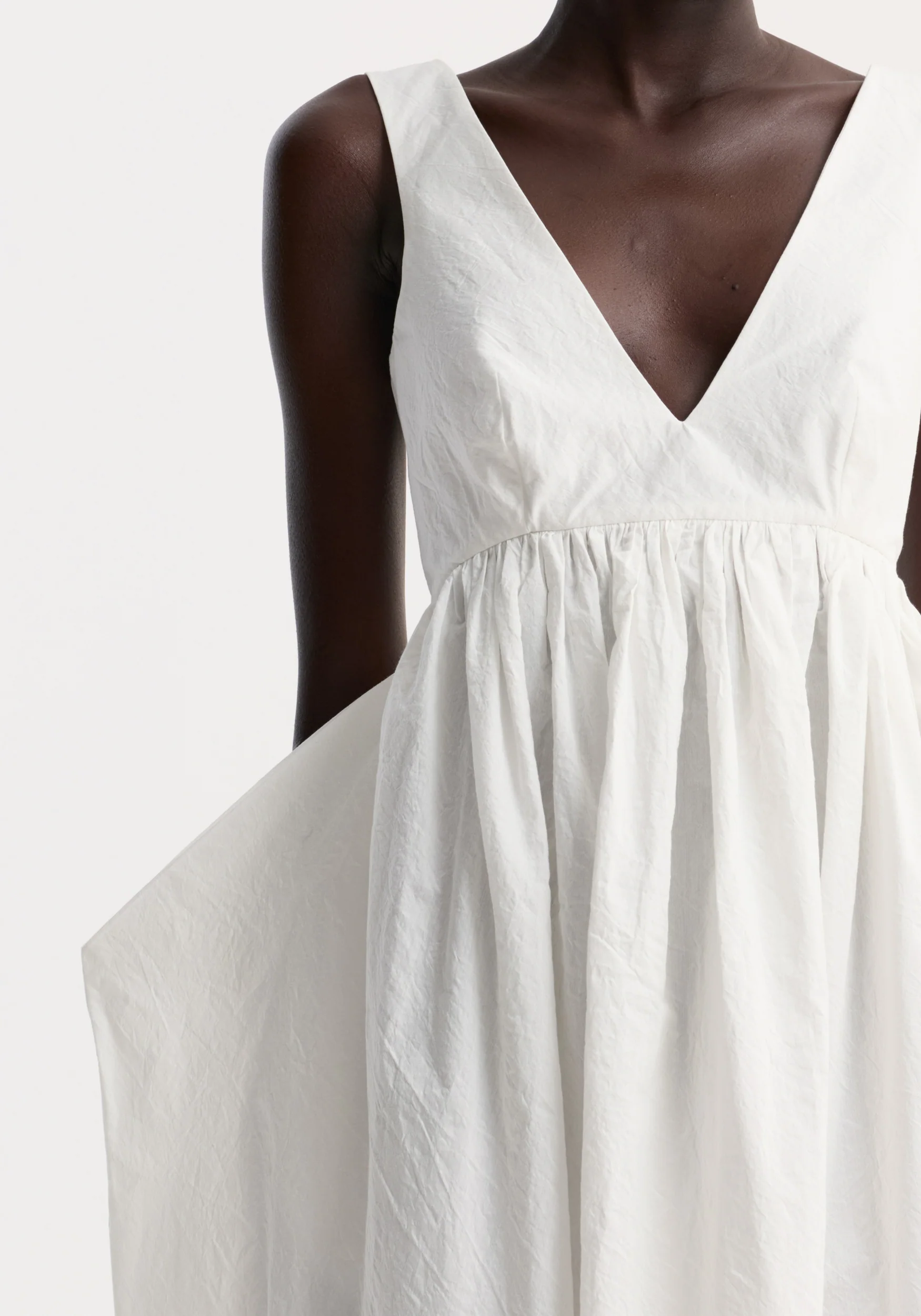 Sculptural textured cotton dress | off white - Image 5
