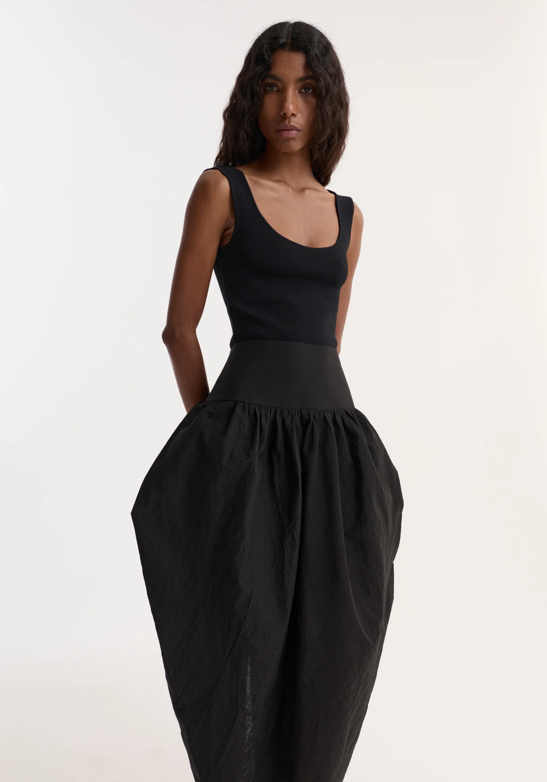 Sculptural volume skirt | black - Image 3