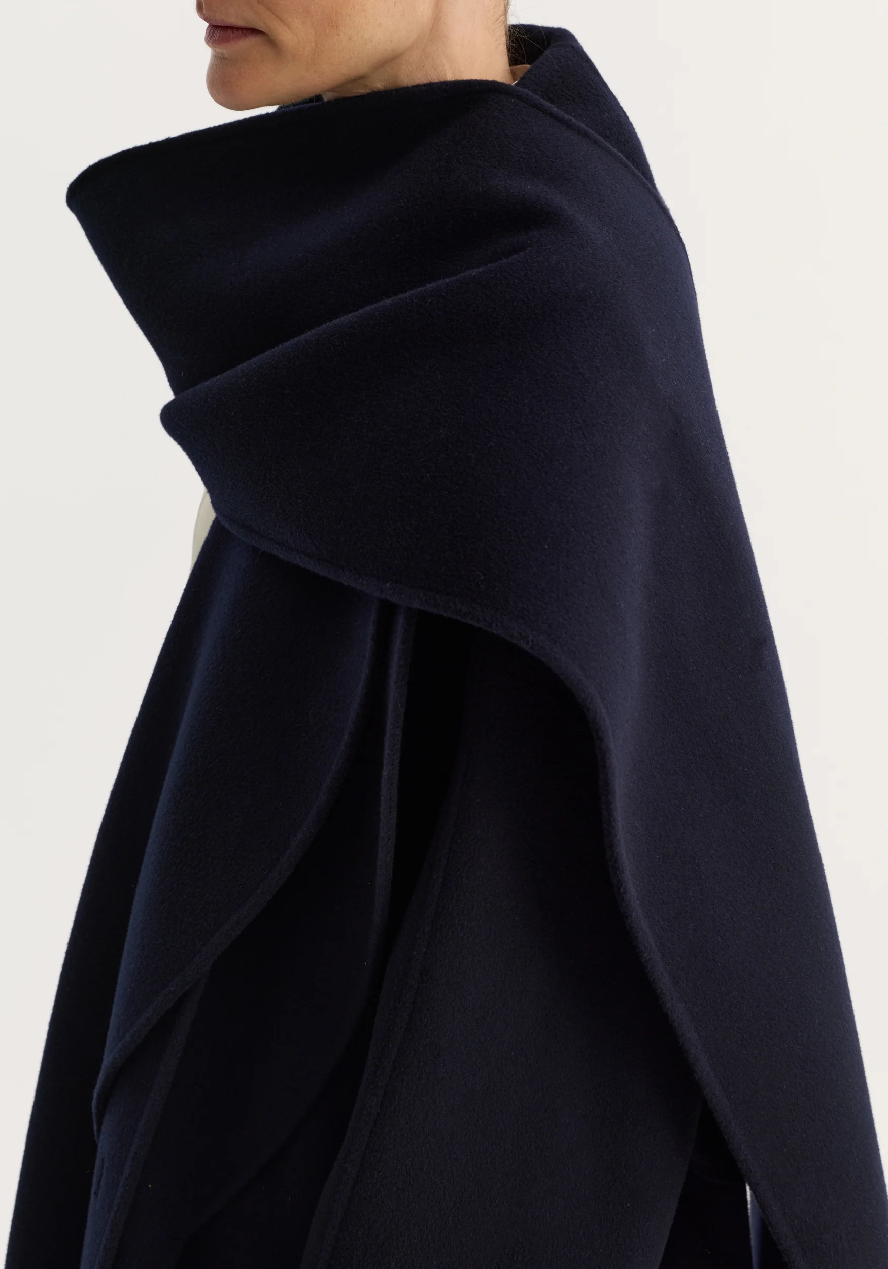 Signature double-faced scarf coat | navy - Image 7