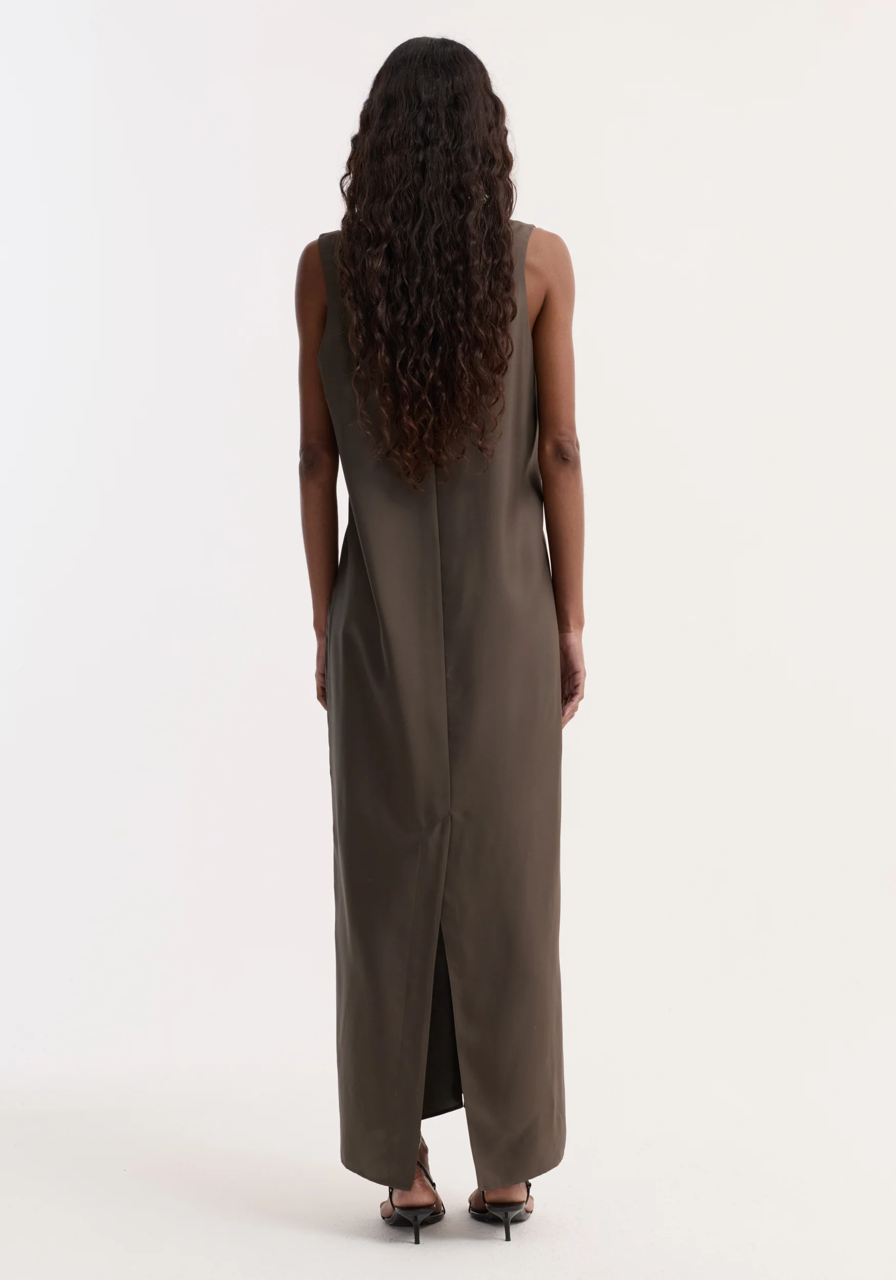 Silk scoop-neck dress | earth - Image 6