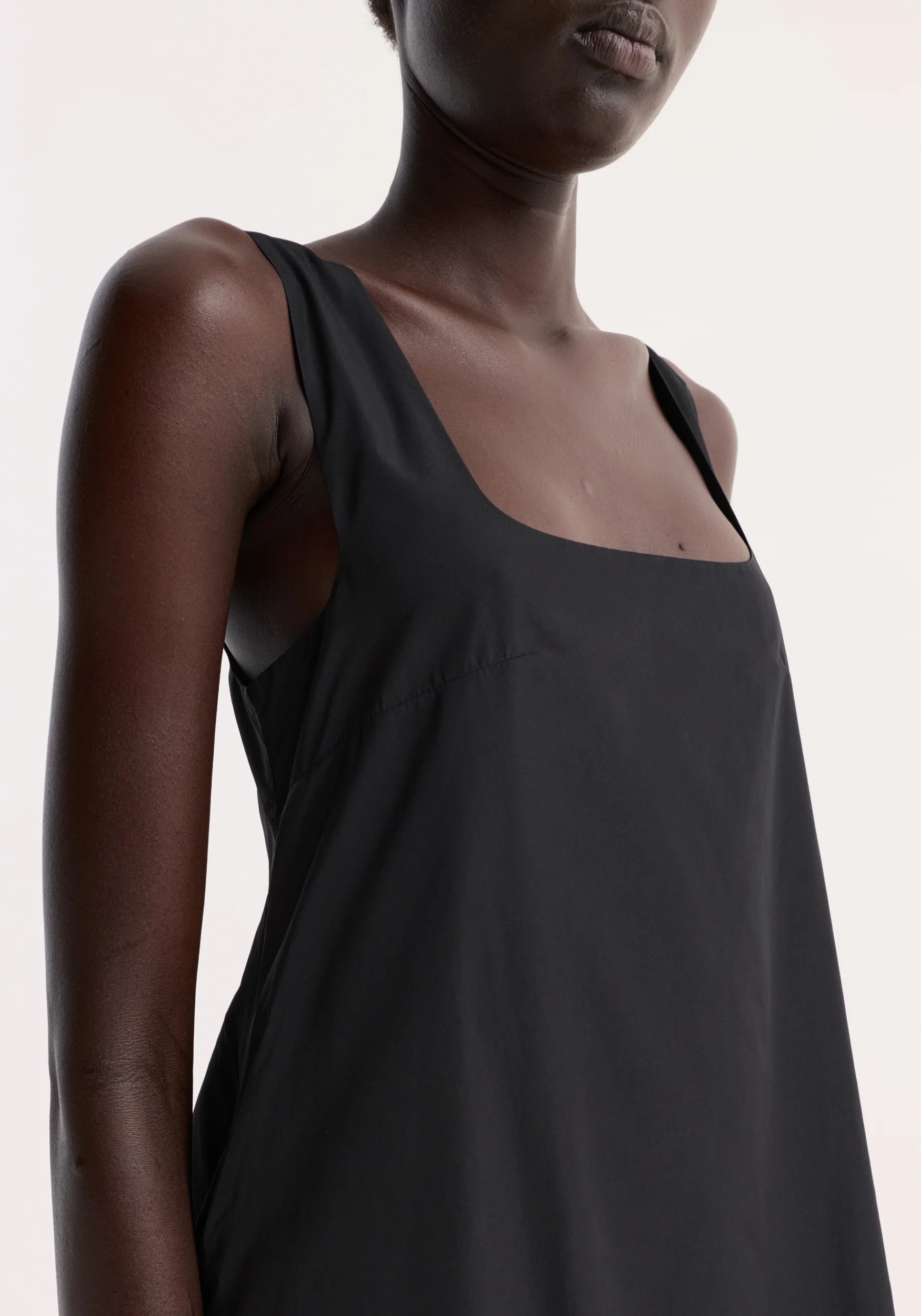 Technical volume dress | black - Image 4