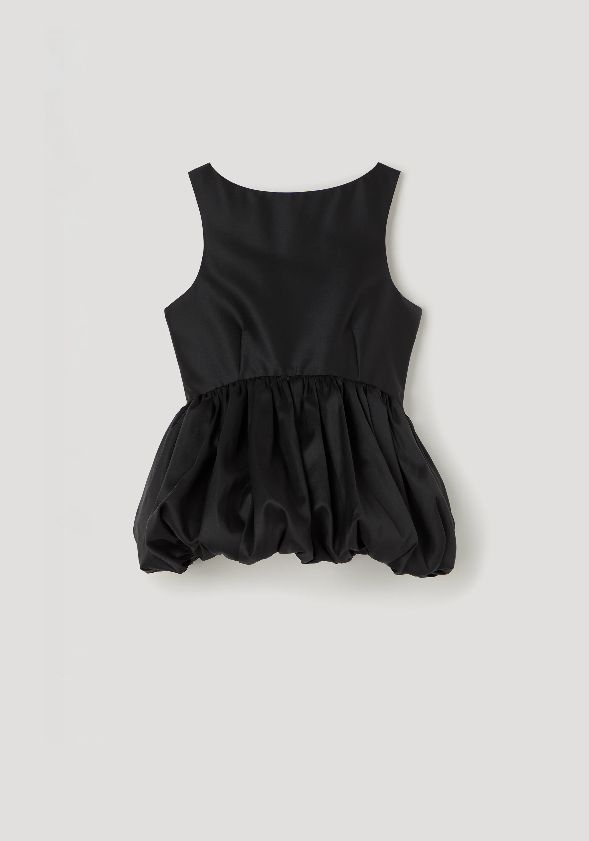 Voluminous boat-neck top | black