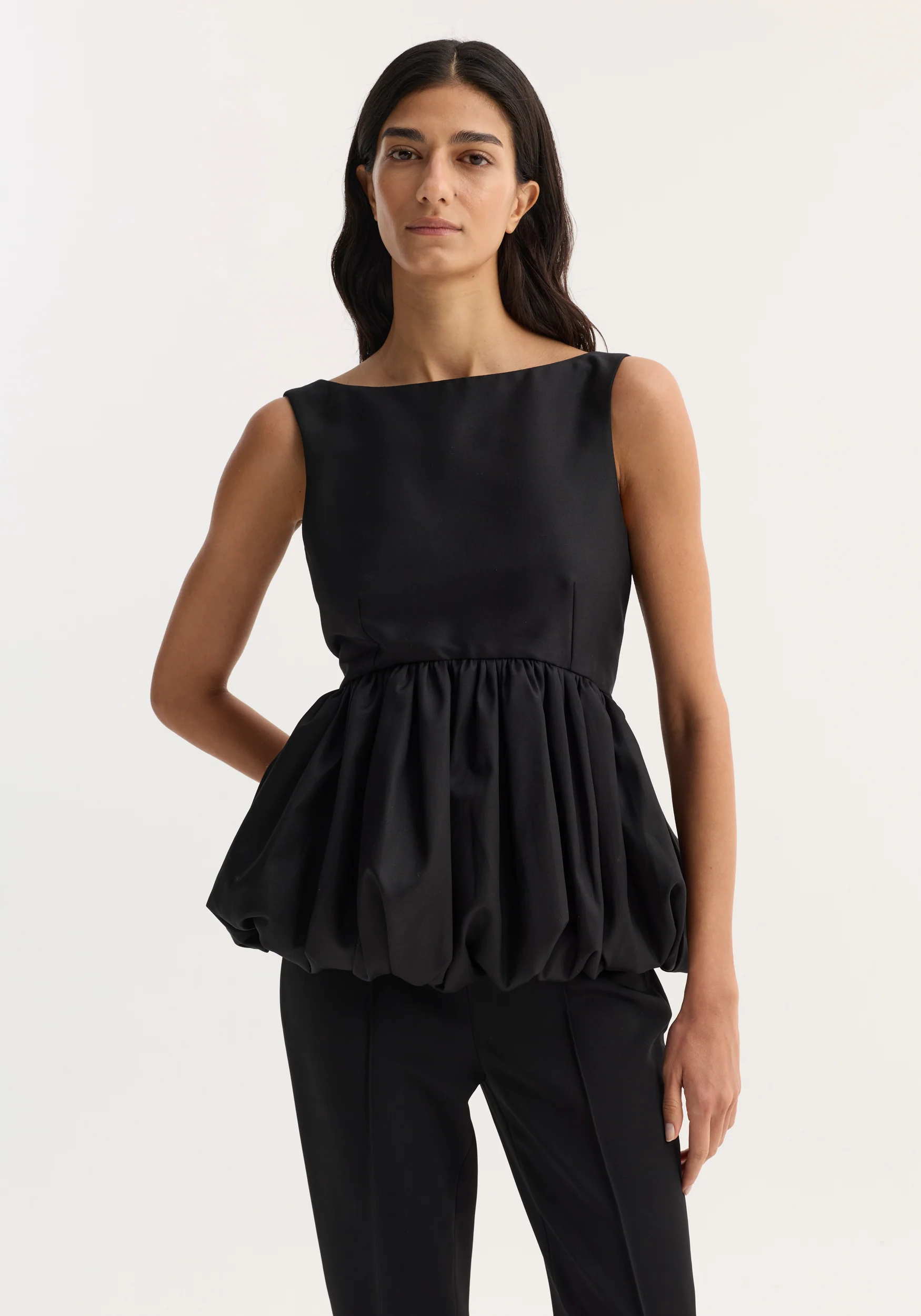 Voluminous boat-neck top | black - Image 3