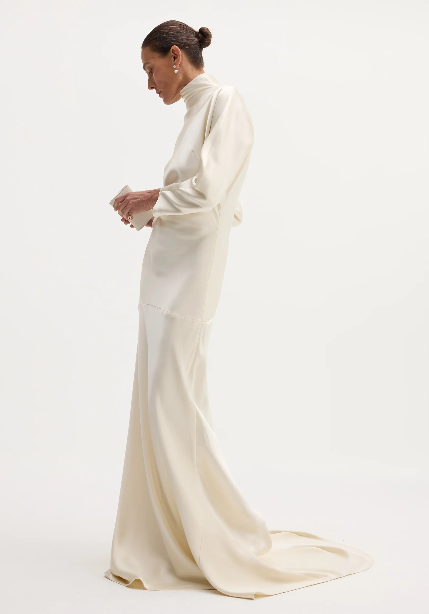 Satin button down dress with train | ivory - Image 3