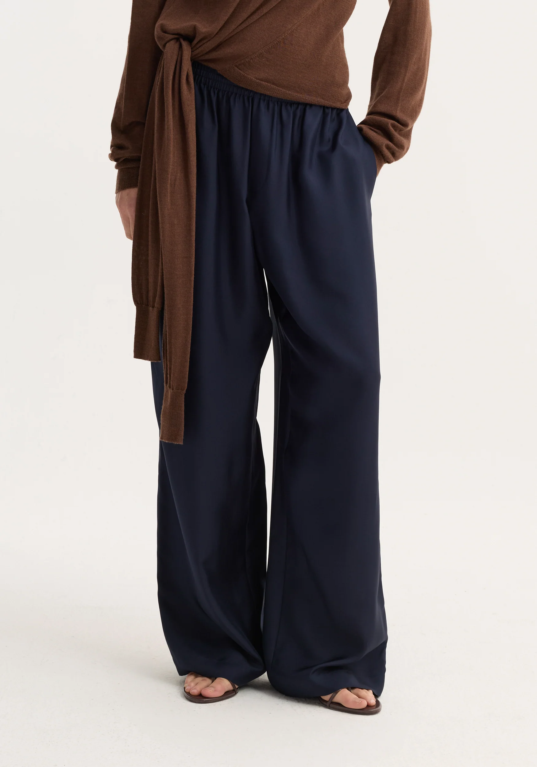 Wide leg silk trousers | night - Image 3